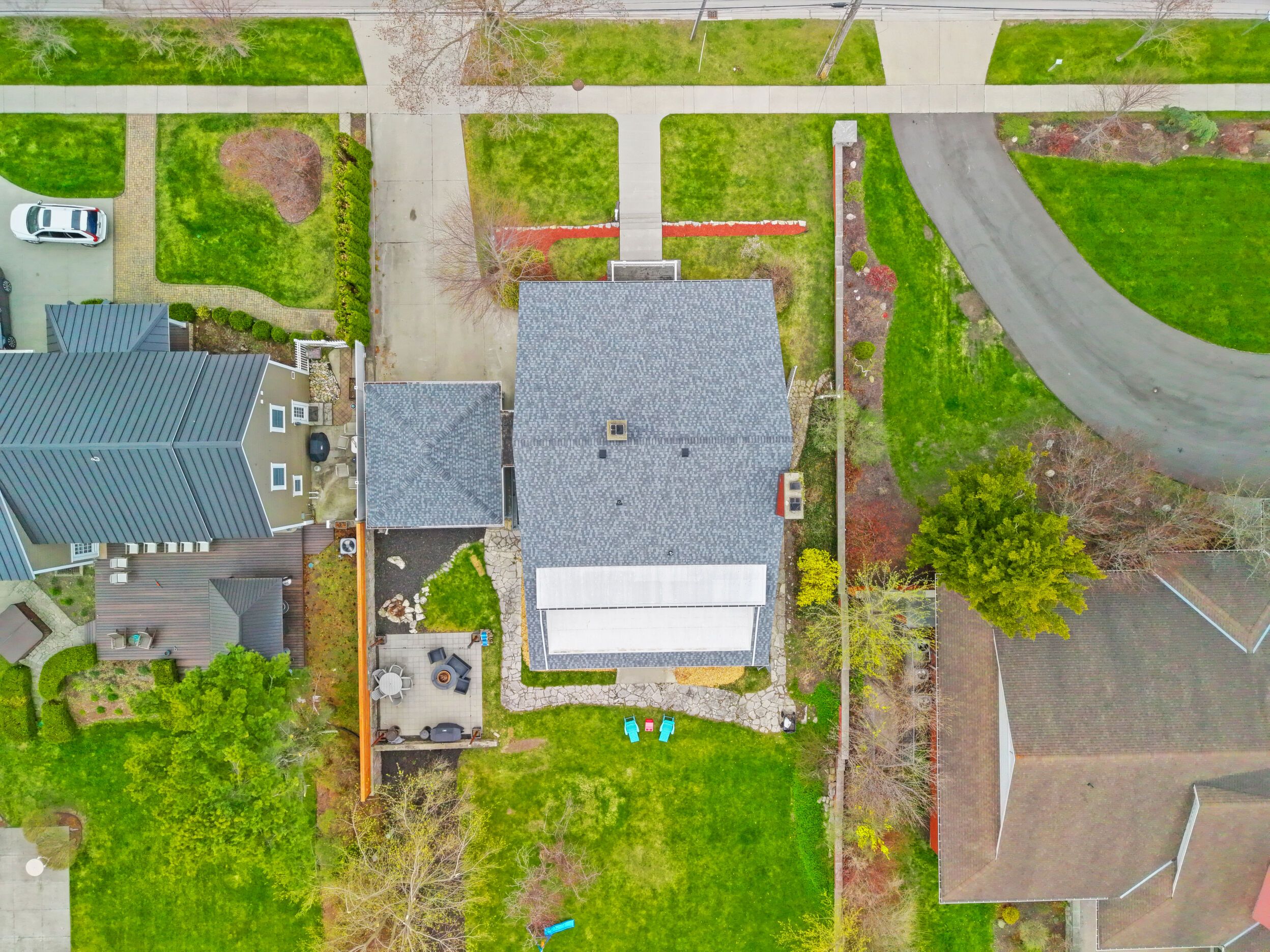 Photo 8 of the property